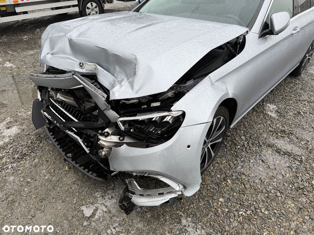 Mercedes-Benz Klasa E - 25