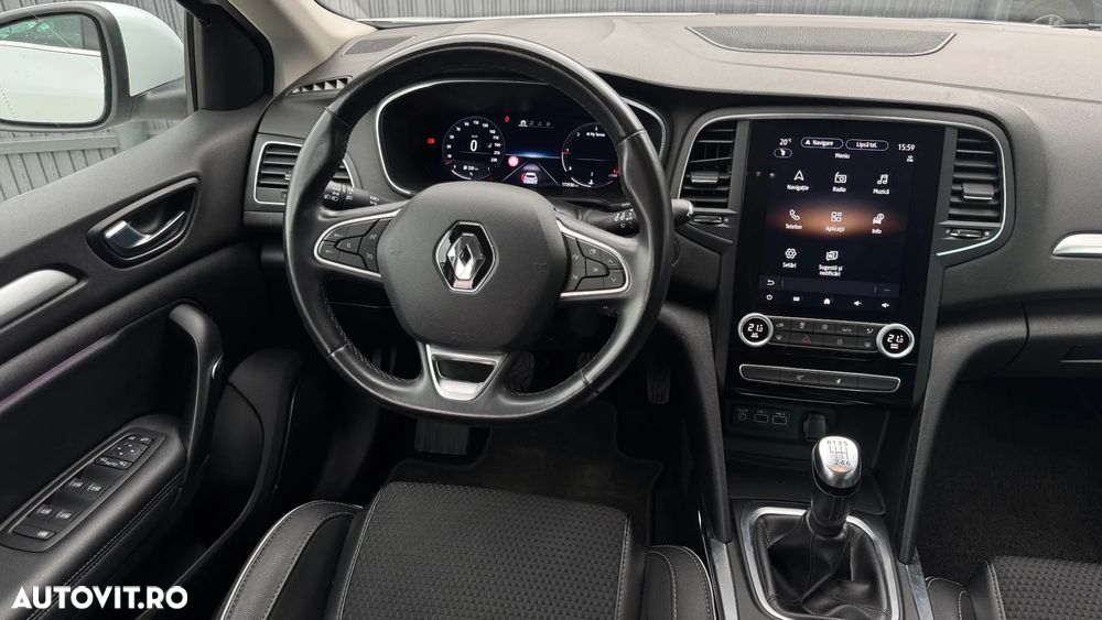 Renault Megane BLUE dCi Intens - 12