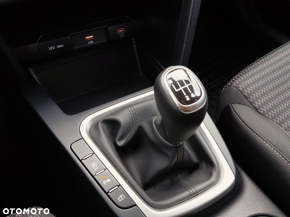 Kia Ceed 1.5 T-GDI M - 25