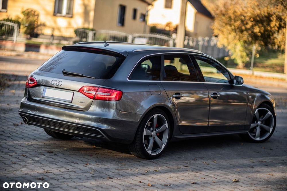 Audi A4 Avant 2.0 TDI Quattro Sport S tronic - 12