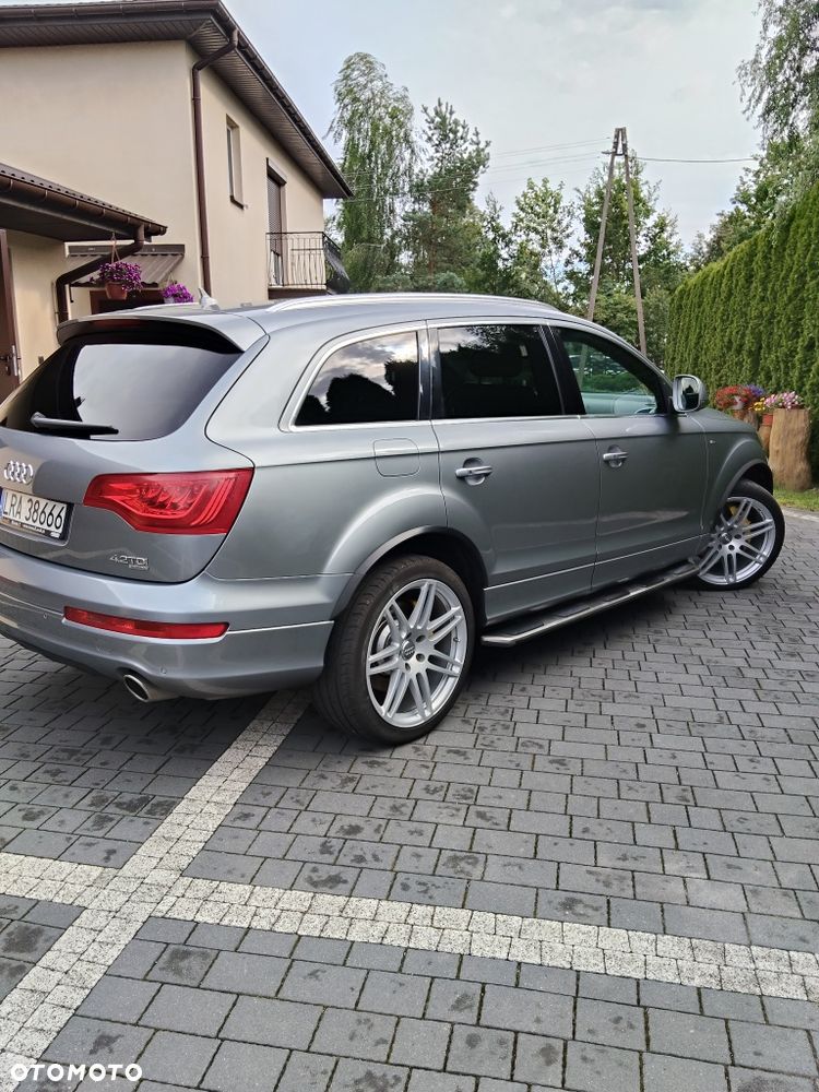 Audi Q7 - 3