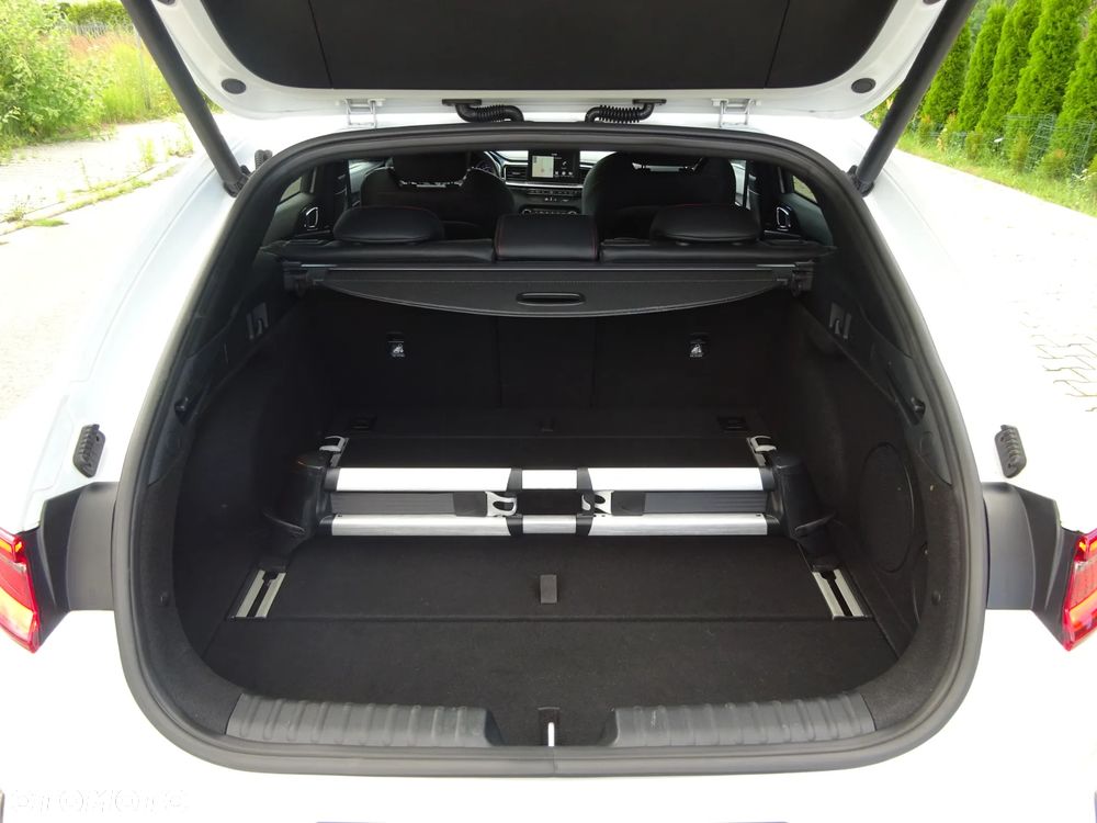 Kia ProCeed 1.6 T-GDI GT DCT - 28