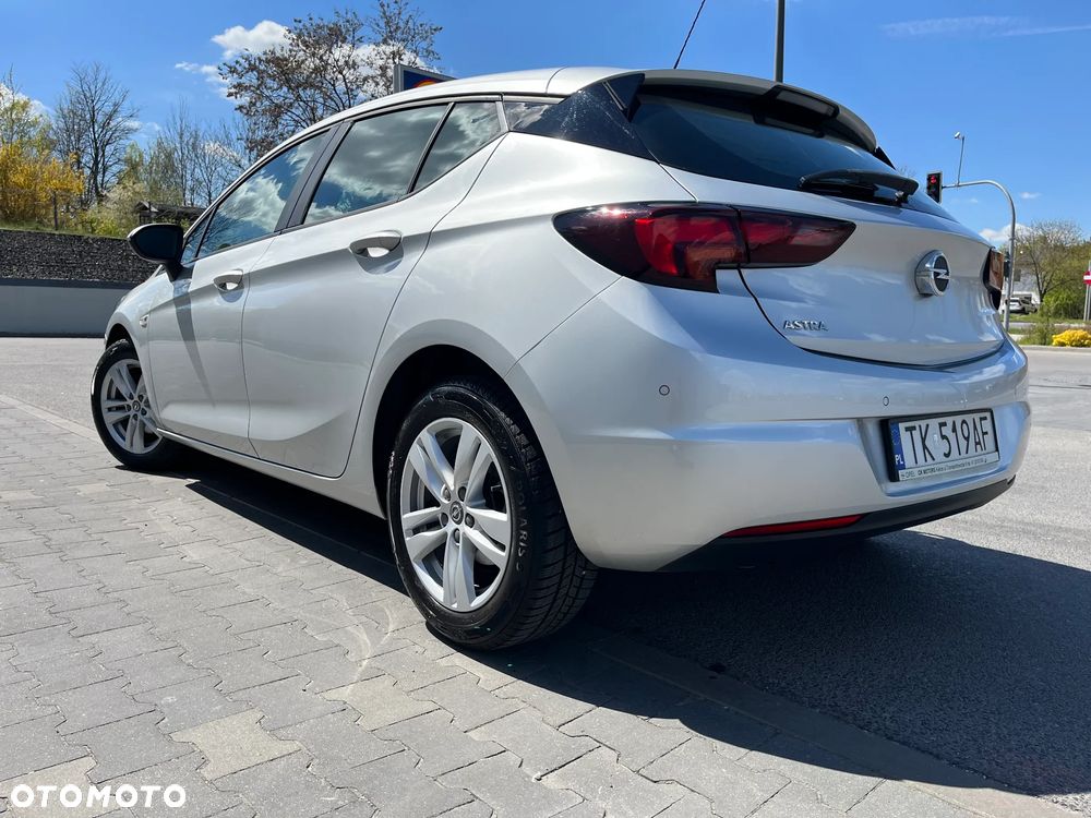 Opel Astra 1.2 T Elegance S&S - 28