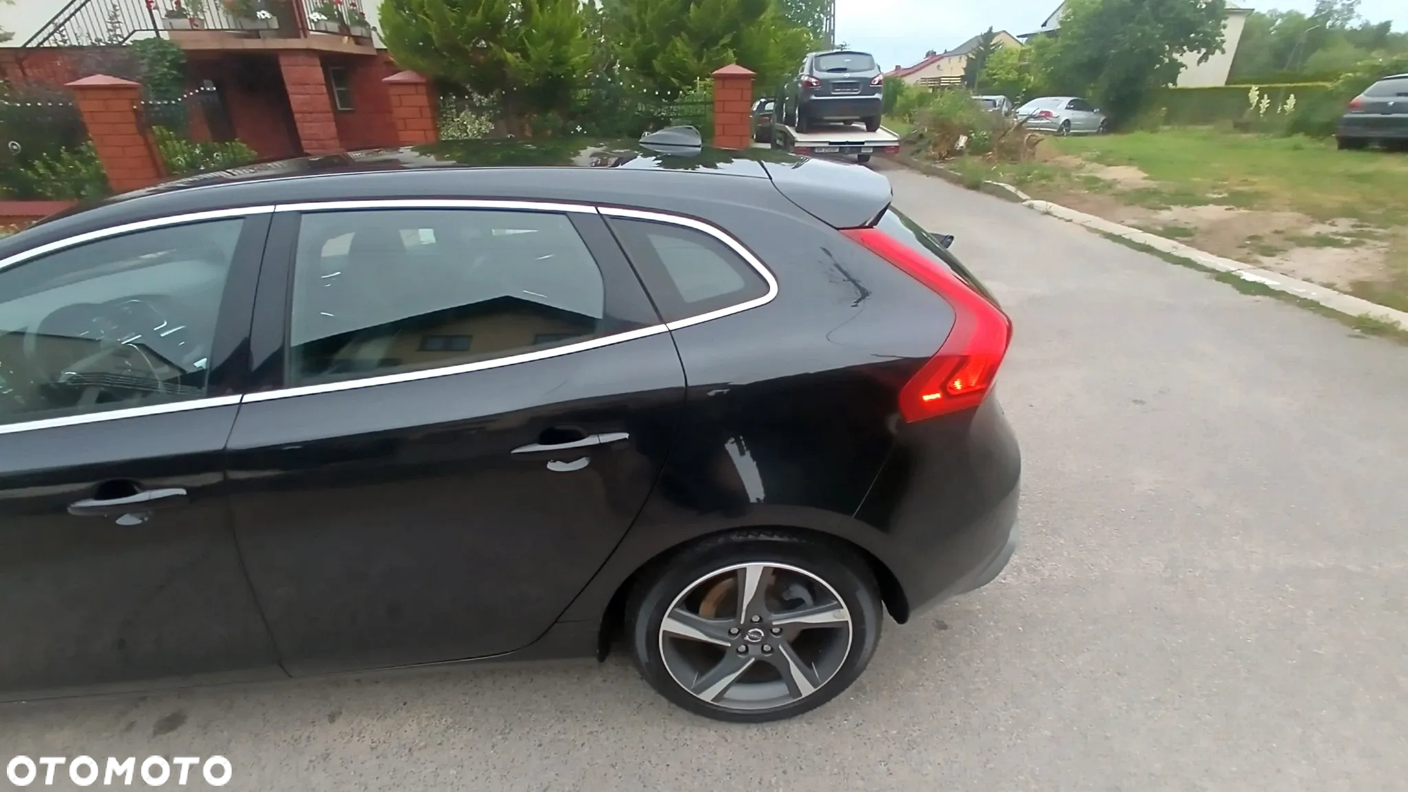 Volvo V40 D2 R-Design - 27