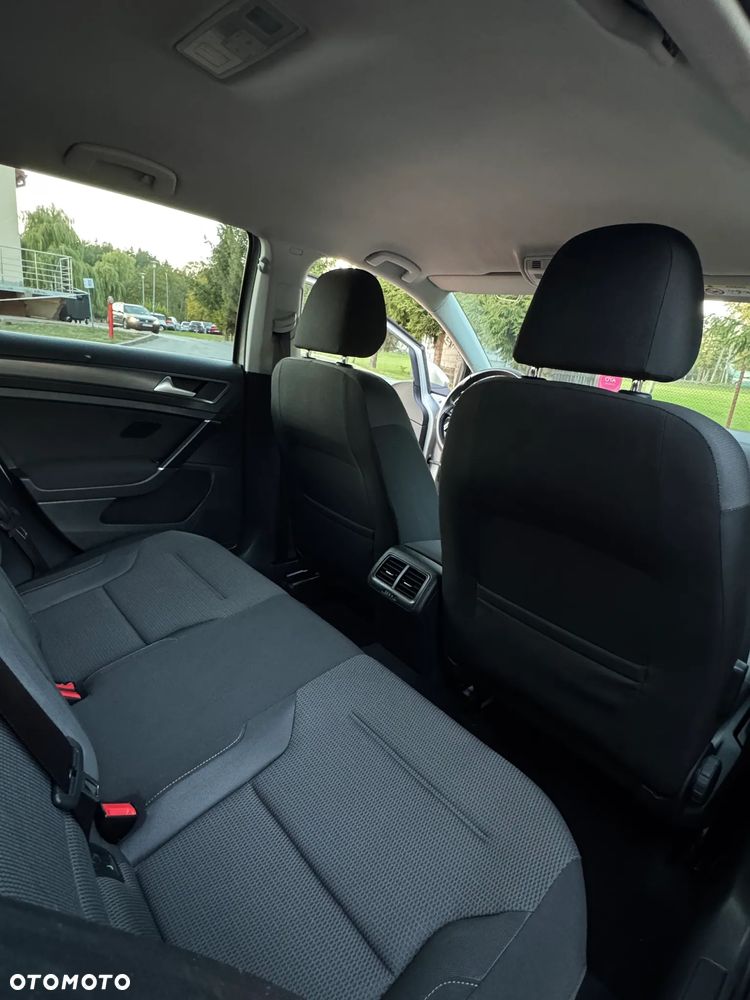 Volkswagen Golf 1.5 TSI BMT Comfortline - 23