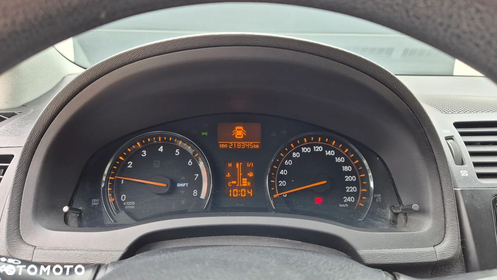Toyota Avensis 1.8 Luna - 14