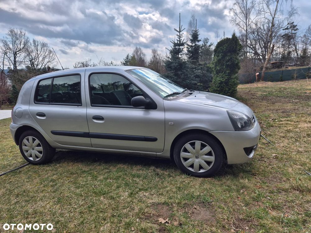 Renault Clio 1.2 16V Authentique - 3