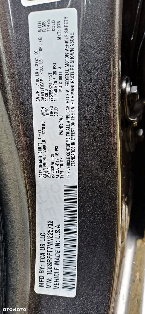 RAM 1500 Crew Cab Shortbed Bighorn - 29