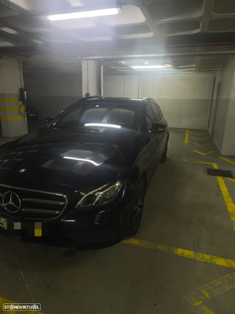 Mercedes-Benz E 220 d Exclusive Line - 2