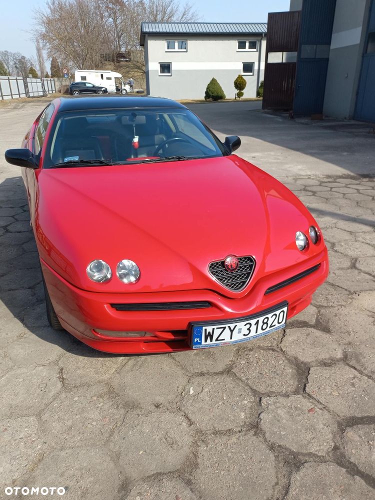 Alfa Romeo GTV - 1
