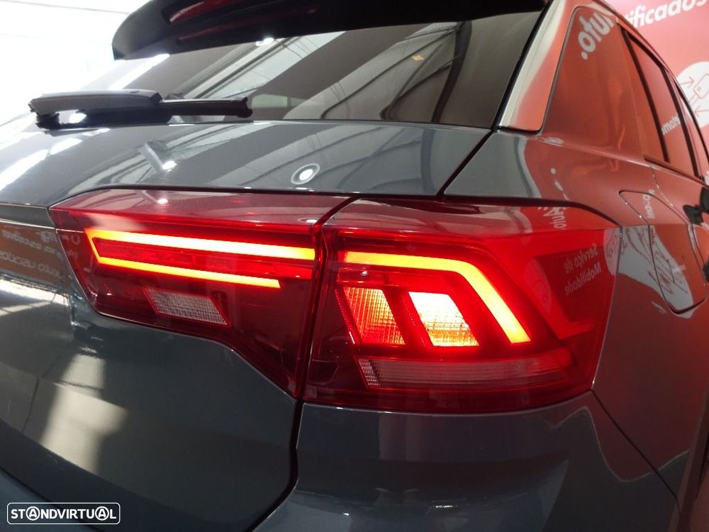VW T-Roc 1.5 TSI Life DSG - 36