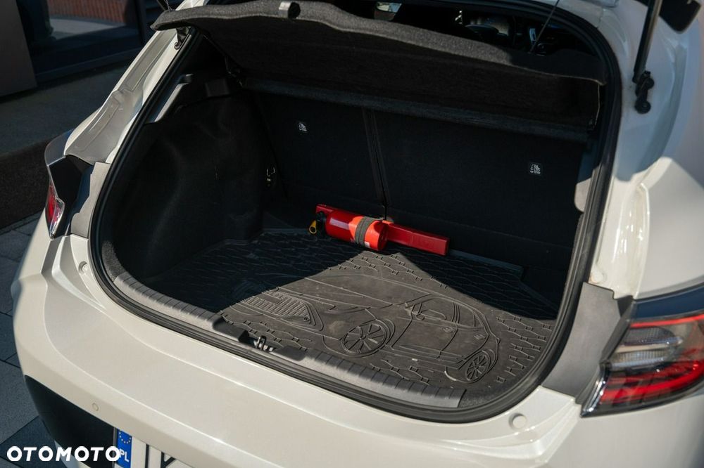 Toyota Corolla 1.8 Hybrid Comfort - 39