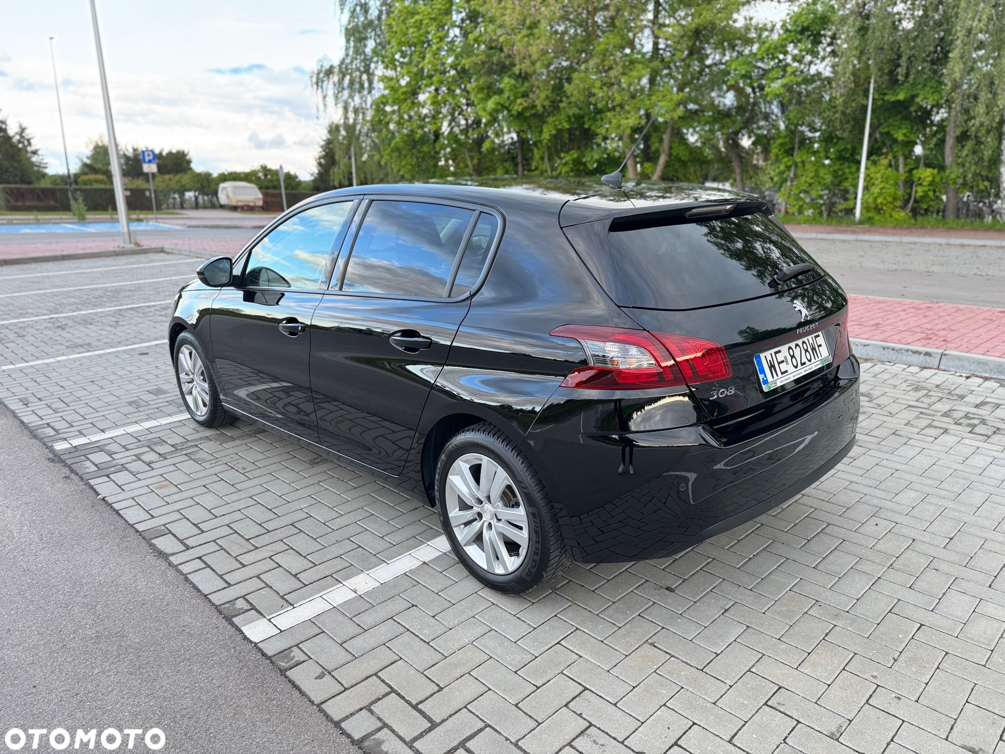 Peugeot 308 1.5 BlueHDi Active S&S EAT6 - 6