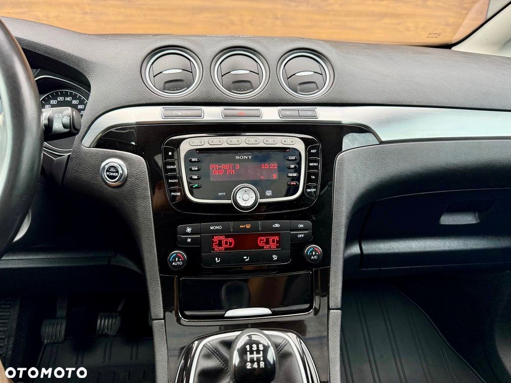 Ford S-Max 2.0 Viva Titanium - 25