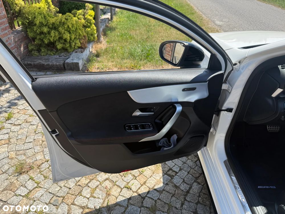 Mercedes-Benz Klasa A 35 AMG 4-Matic 7G-DCT - 8