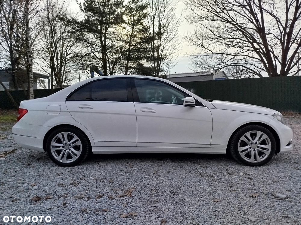 Mercedes-Benz Klasa C 220 CDI 7G-TRONIC Avantgarde Edition - 11