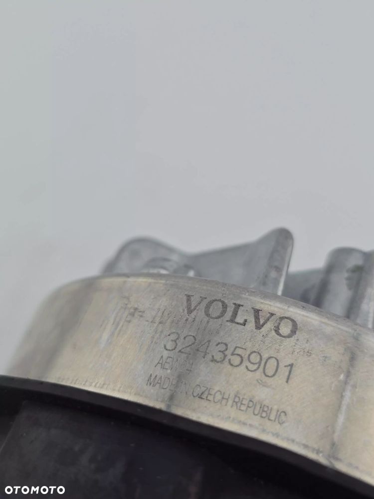 NOWA ORYGINALNA POMPA WODY VOLVO EX90 POLESTAR 3 32435901 - 8