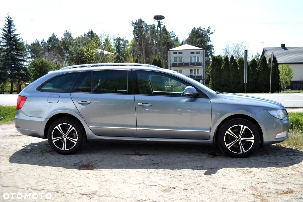 Skoda Superb 2.0 TDI Ambition - 13