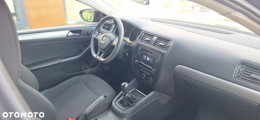 Volkswagen Jetta 1.2 TSI BMT Comfortline - 12