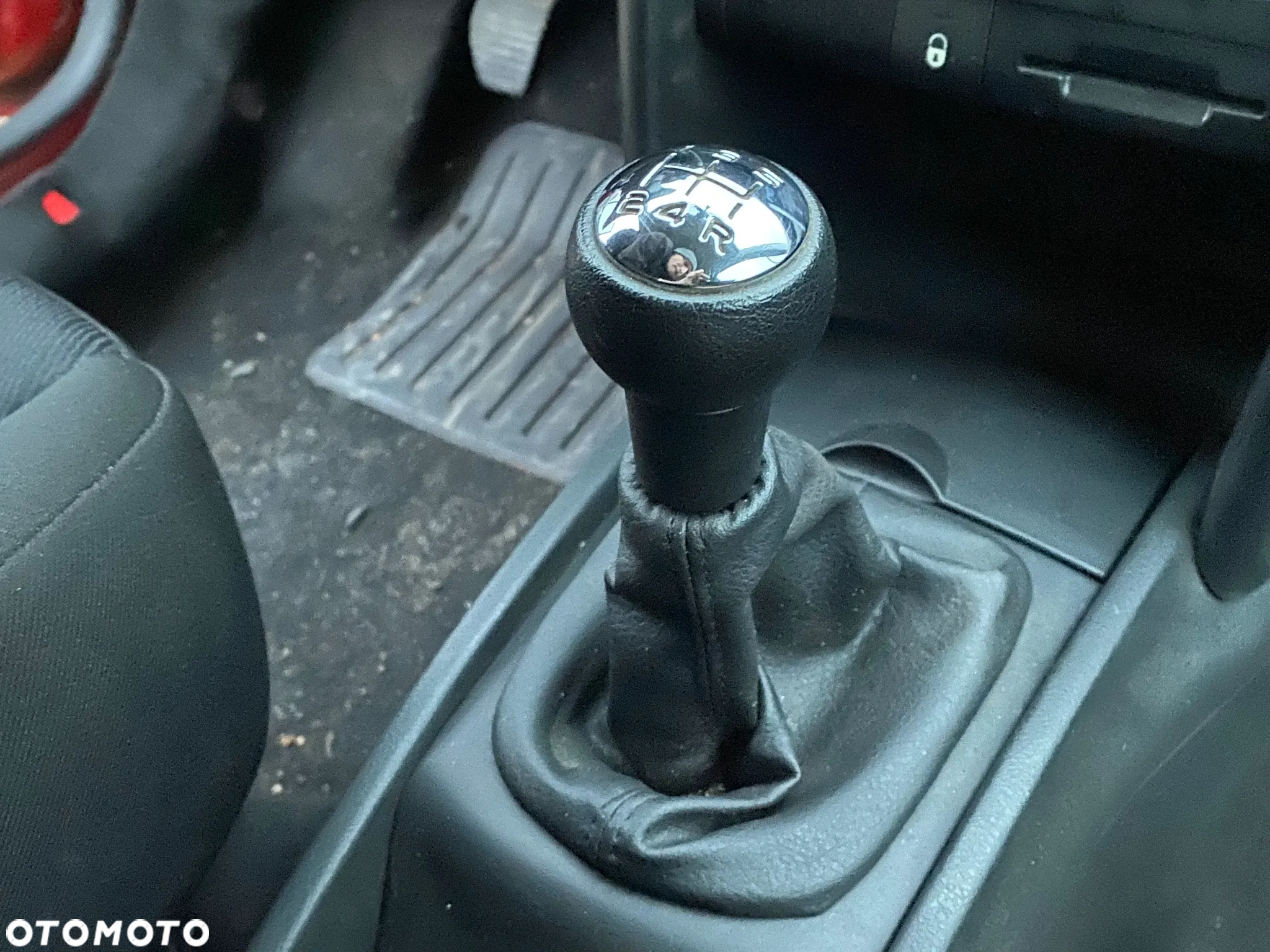 PEUGEOT 207 06- Gałka zmiany biegów Benzyna - 3