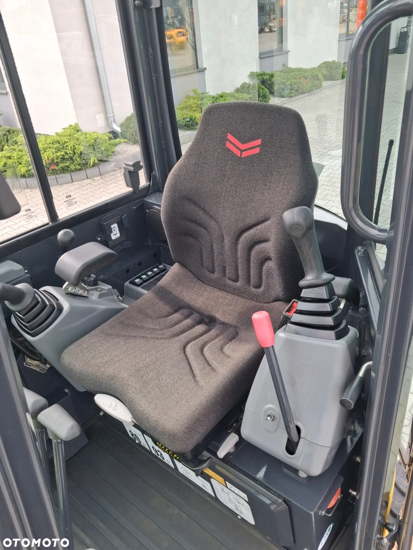 Yanmar ViO 23-6 - 13