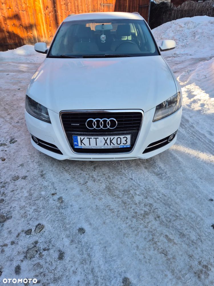 Audi A3 Sportback 2.0 TDI DPF quattro Ambiente - 3