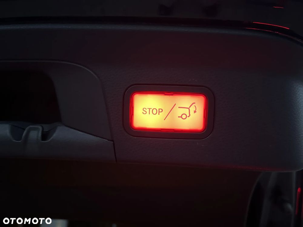 Mercedes-Benz GLC 220 d 4-Matic - 37