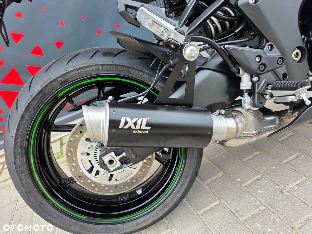 Kawasaki Ninja - 22