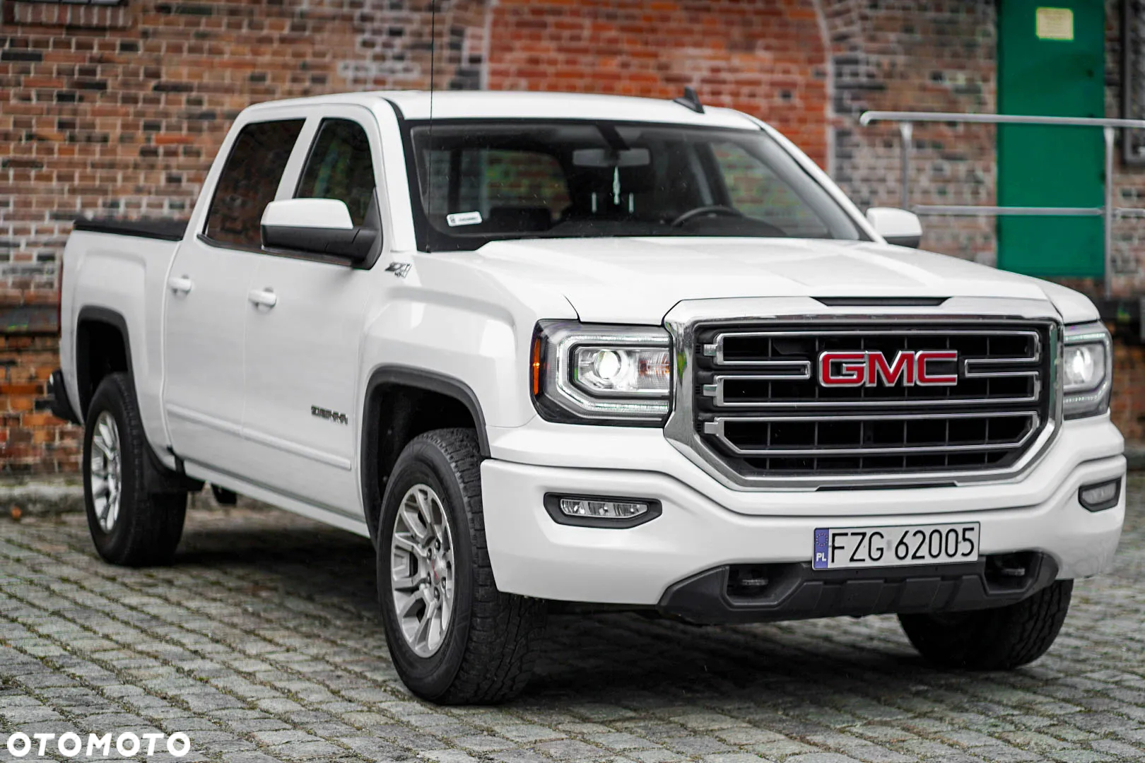 GMC Sierra - 9