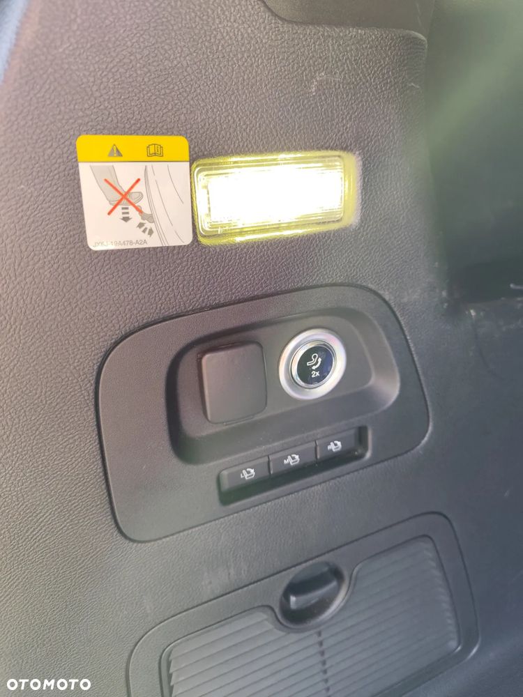 Ford S-Max 2.0 EcoBlue Titanium - 8