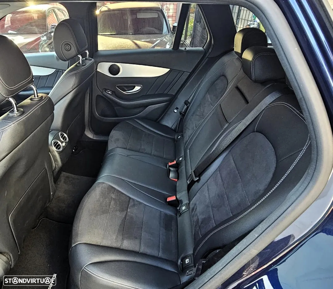 Mercedes-Benz GLC 220 d 4Matic 9G-TRONIC AMG Line - 38