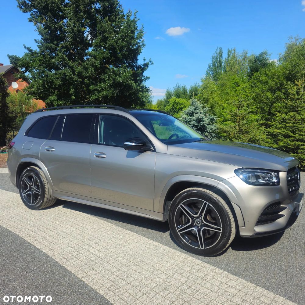 Mercedes-Benz GLS - 2