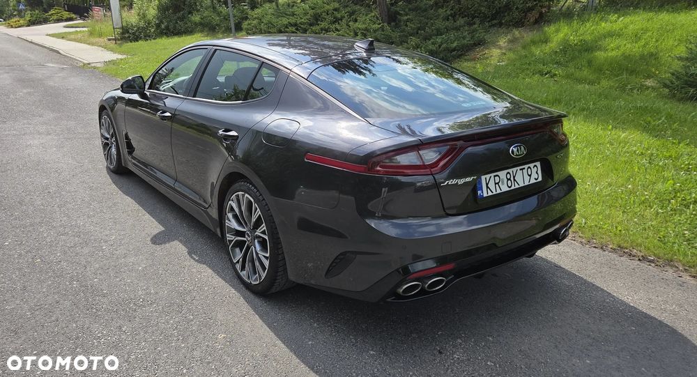 Kia Stinger 2.0 T-GDI GT Line - 6
