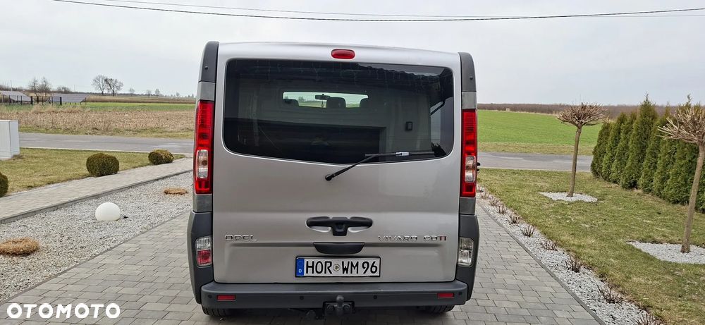 Opel vivaro - 4