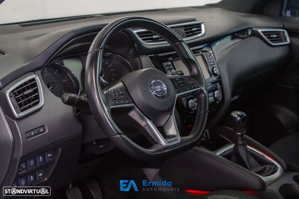 Nissan Qashqai 1.5 dCi N-Connecta - 24