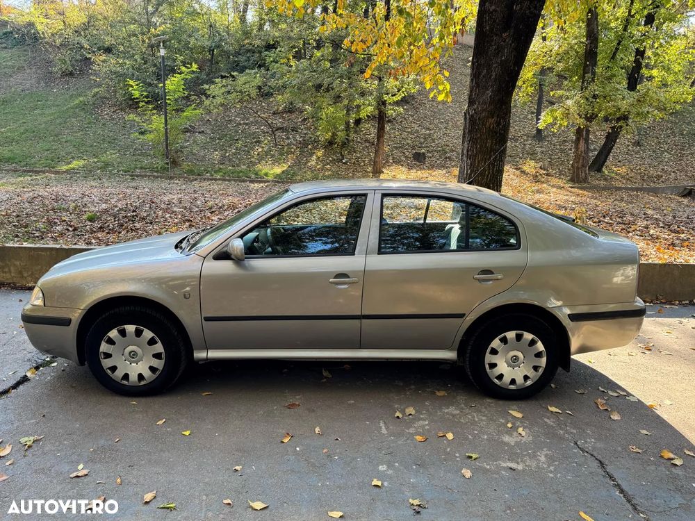Skoda Octavia 1.6 Classic - 2