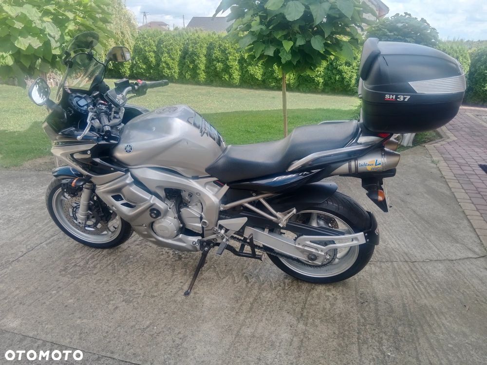 Yamaha FZ6 - 7