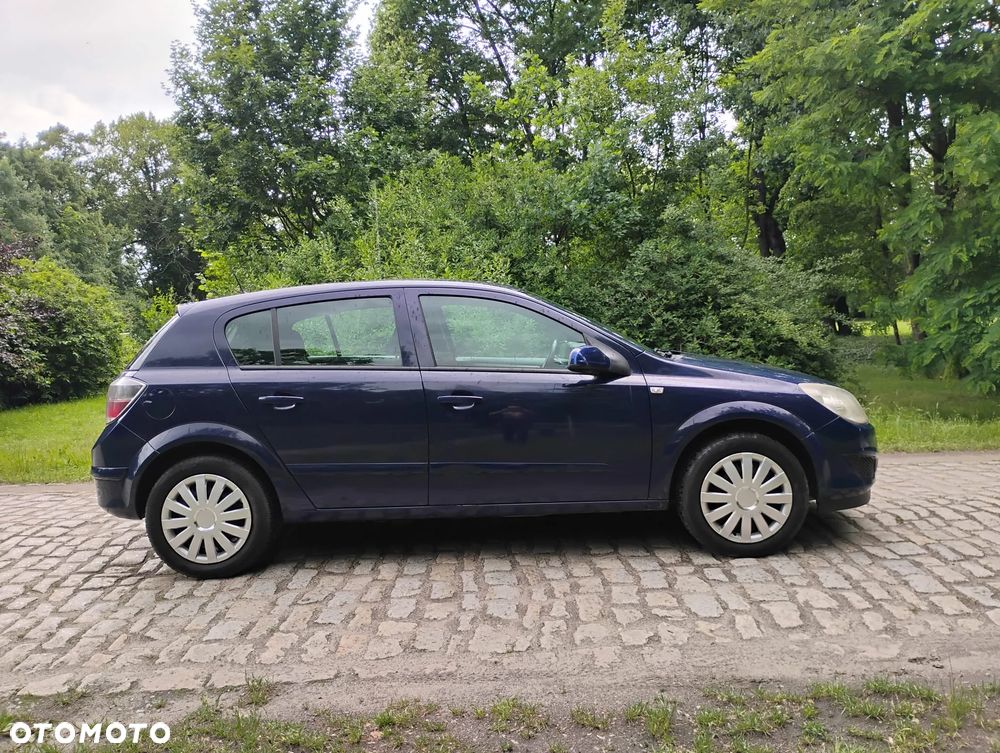 Opel Astra 1.6 Enjoy - 4