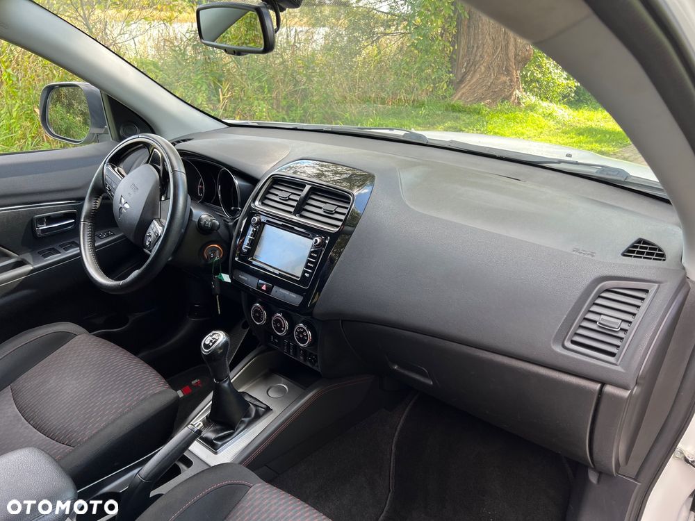 Mitsubishi ASX 1.6 2WD Diamant Edition - 12