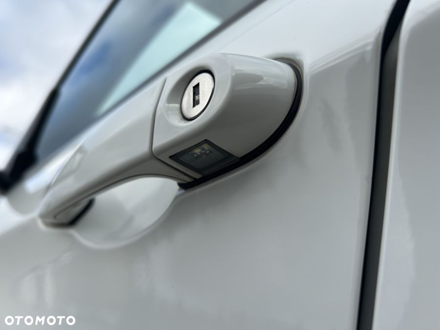 BMW X1 xDrive20d Sport Line - 13