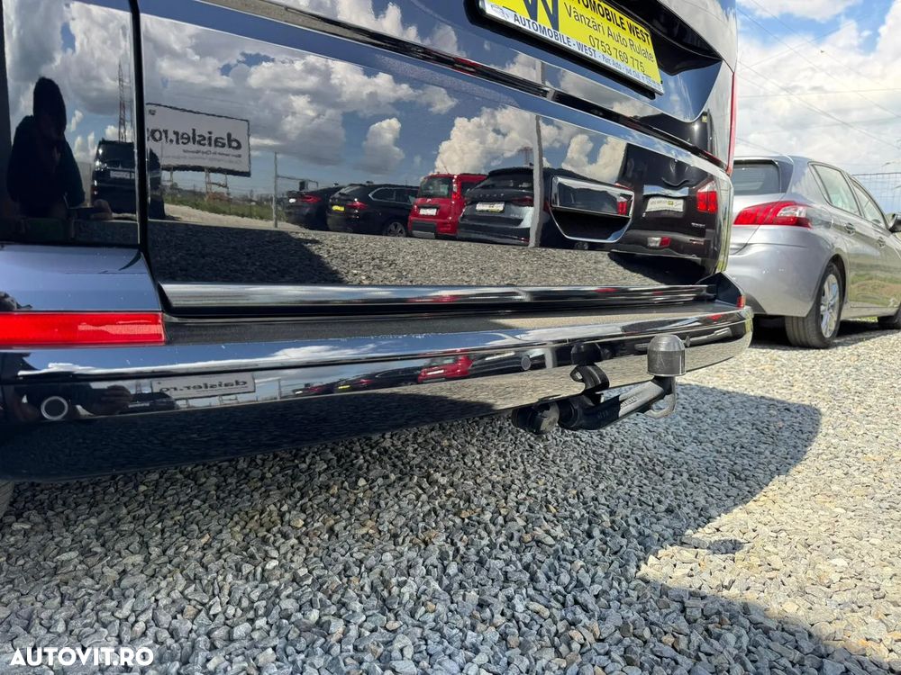 Volkswagen Multivan - 33