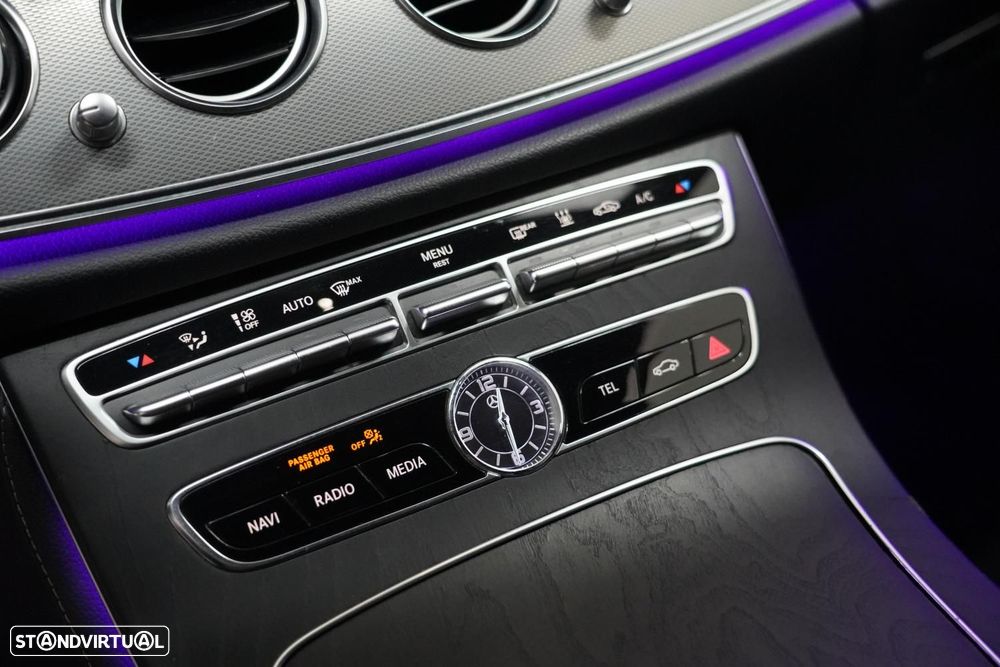 Mercedes-Benz E 300 de Avantgarde - 15