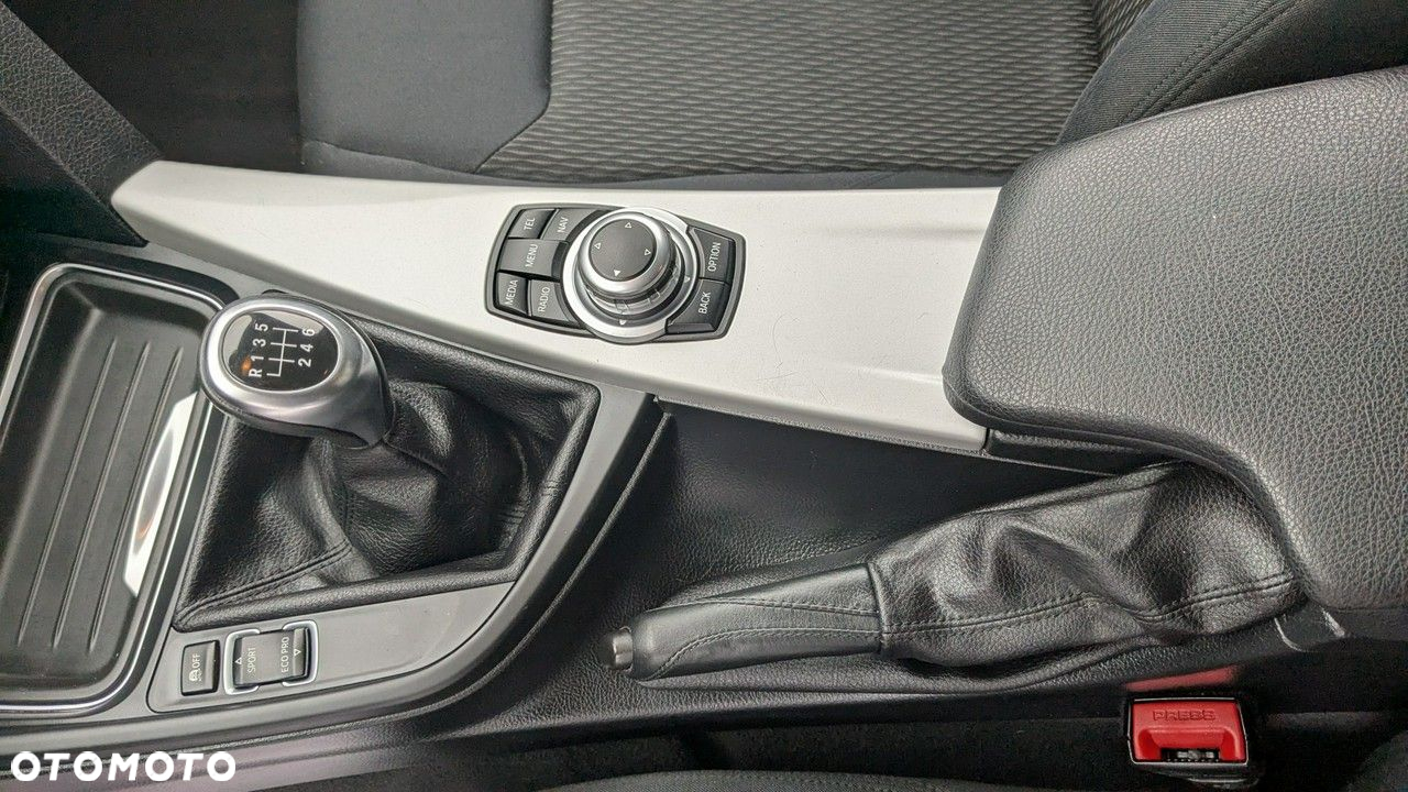 BMW Seria 3 - 28