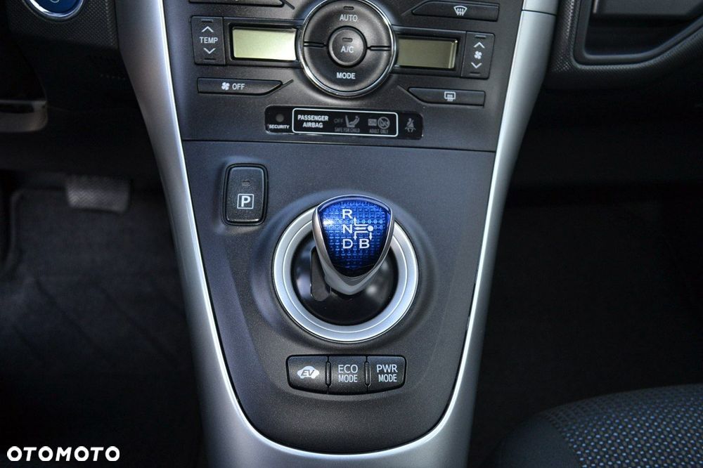 Toyota Auris - 24