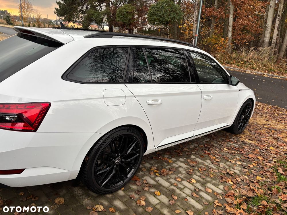 Skoda Superb 2.0 TDI SCR Sportline DSG - 12
