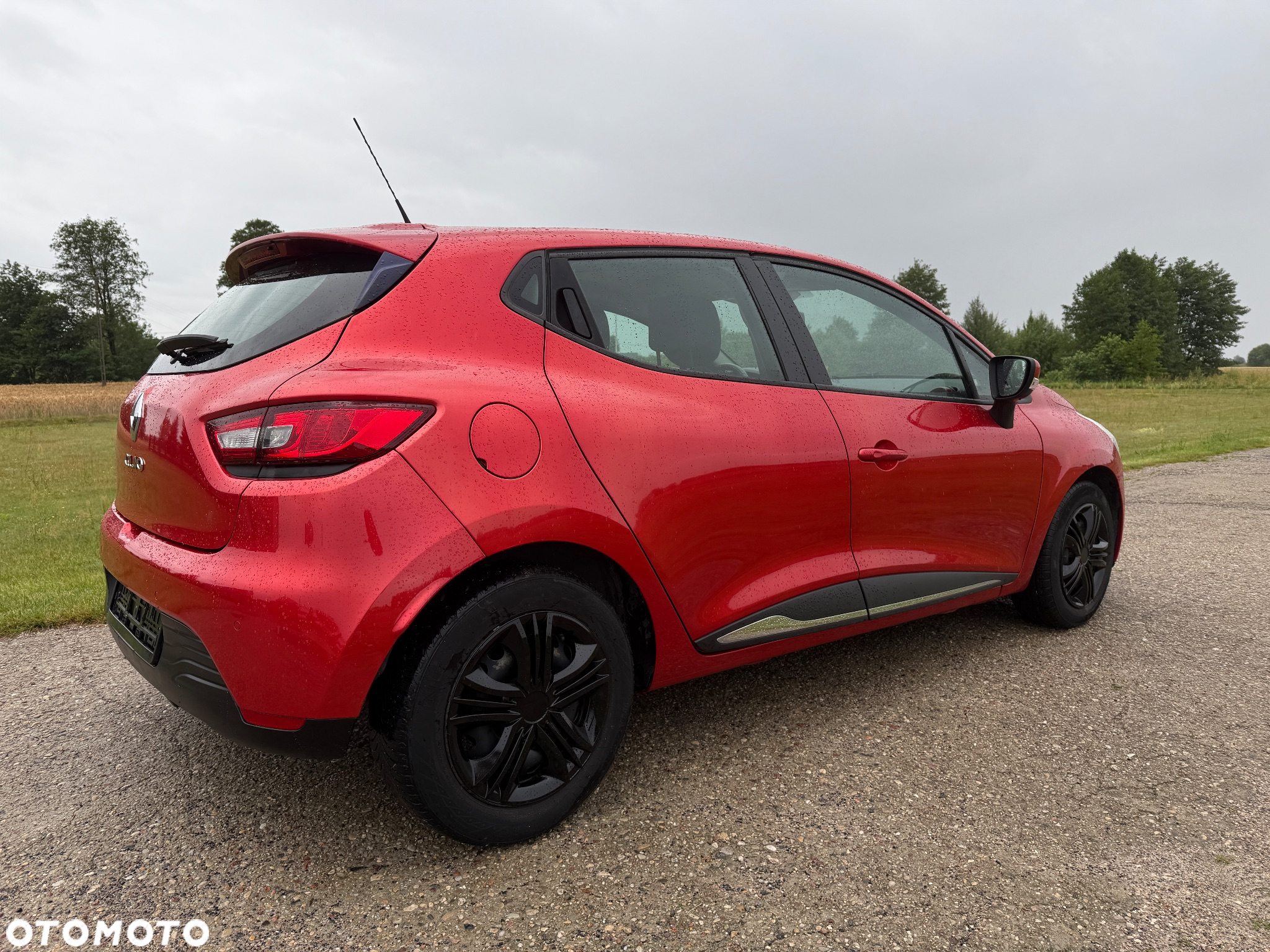 Renault Clio 1.2 16V 75 Collection - 12