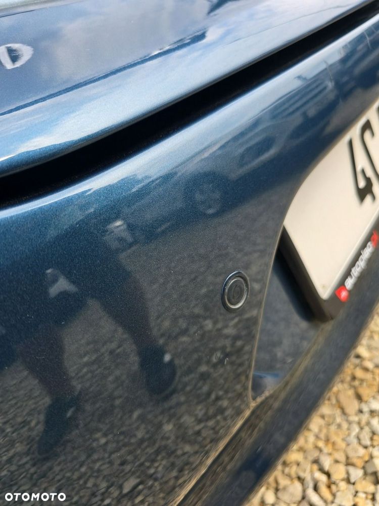 Nissan Micra - 25