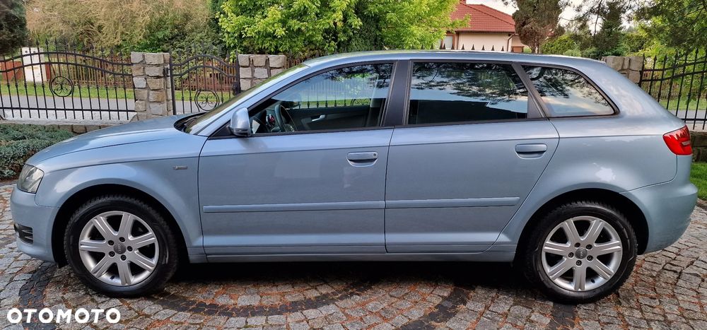 Audi A3 Sportback 1.6 Ambition - 2