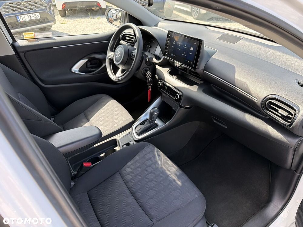 Toyota Yaris - 13