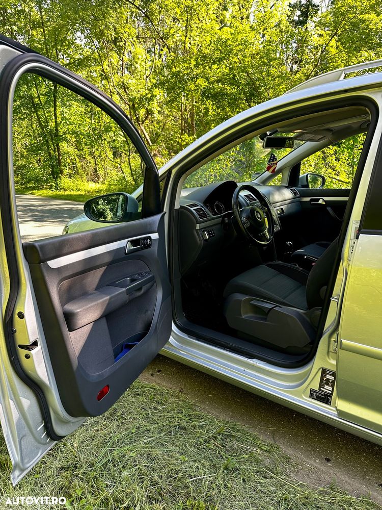 Volkswagen Touran 1.6 TDI Comfortline - 7